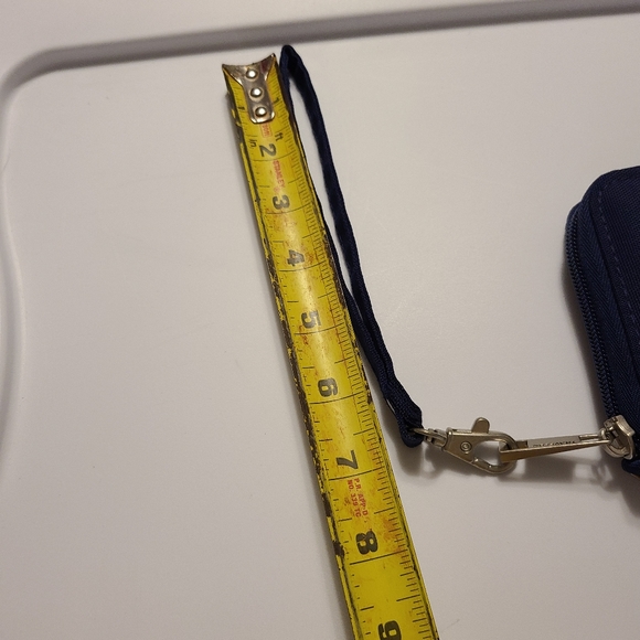 EUC Travelon RFID Travel navy wallet/wristlet - Picture 5 of 10